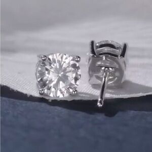 Diamond Supply Co. Sparkling Silver Earrings